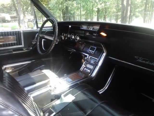 1966 Ford Thunderbird LANDAU TOWN COUPE - photo 3