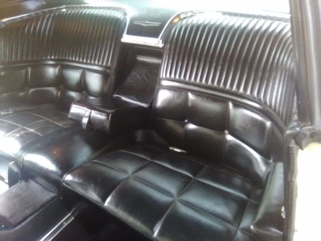 1966 Ford Thunderbird LANDAU TOWN COUPE - photo 8
