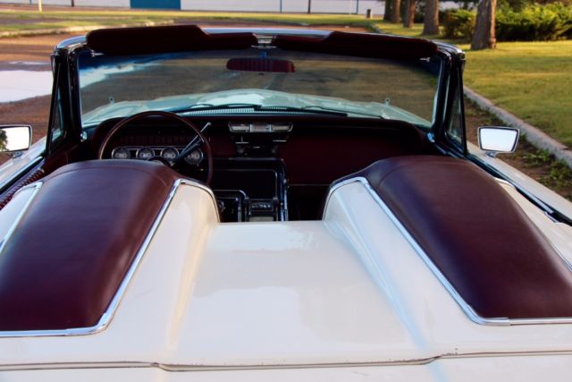 1966 Ford Thunderbird 428 CONVERTIBLE - photo 13