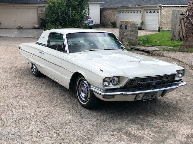 1966 Ford Thunderbird "Survivor" 28,6K original Miles. All Original. 1966 Ford Thunderbird