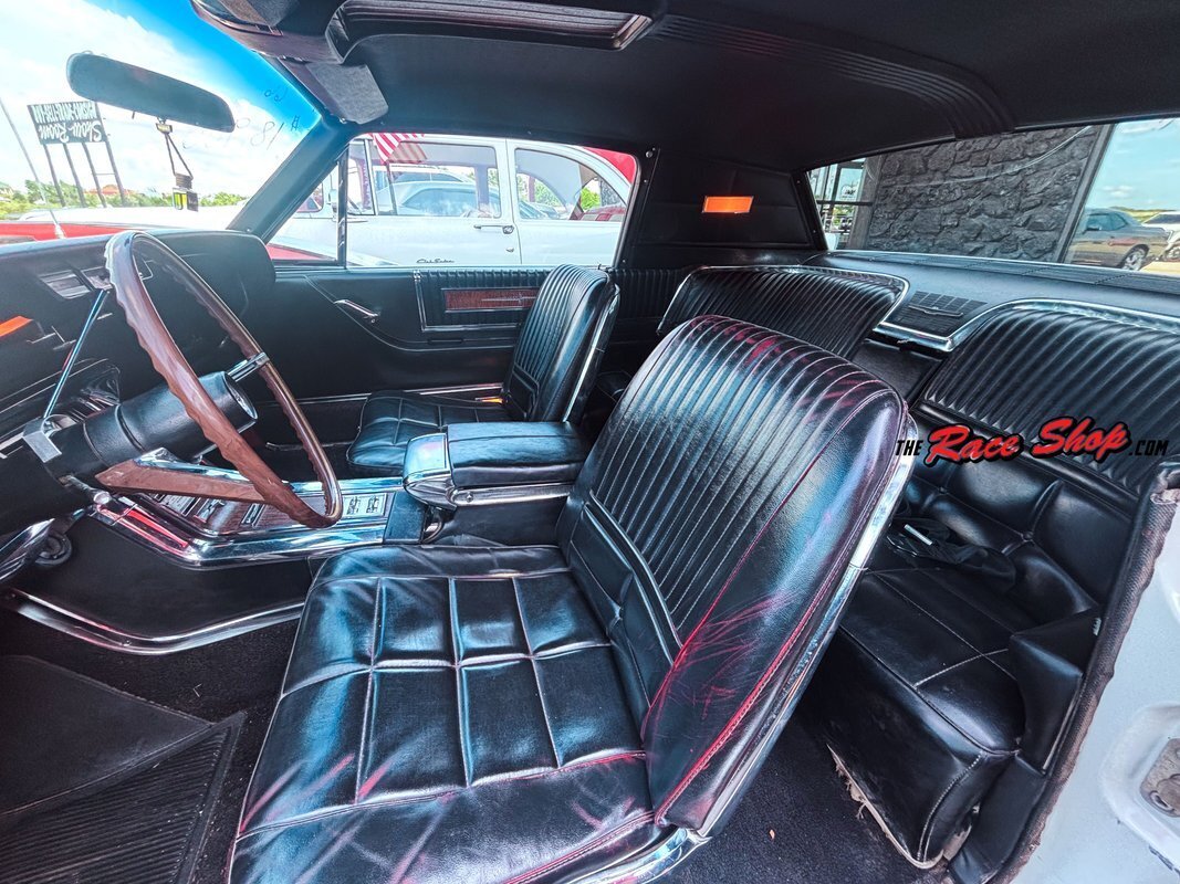 1966 Ford Thunderbird - photo 10