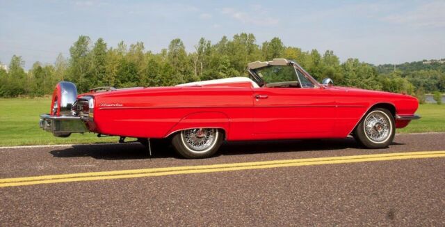 1966 Ford Thunderbird - photo 12