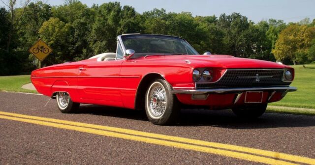 1966 Ford Thunderbird - photo 2