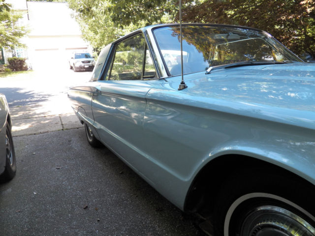 1966 Ford Thunderbird - photo 2