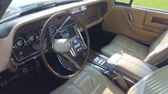 1966 Ford Thunderbird Landau - photo 10