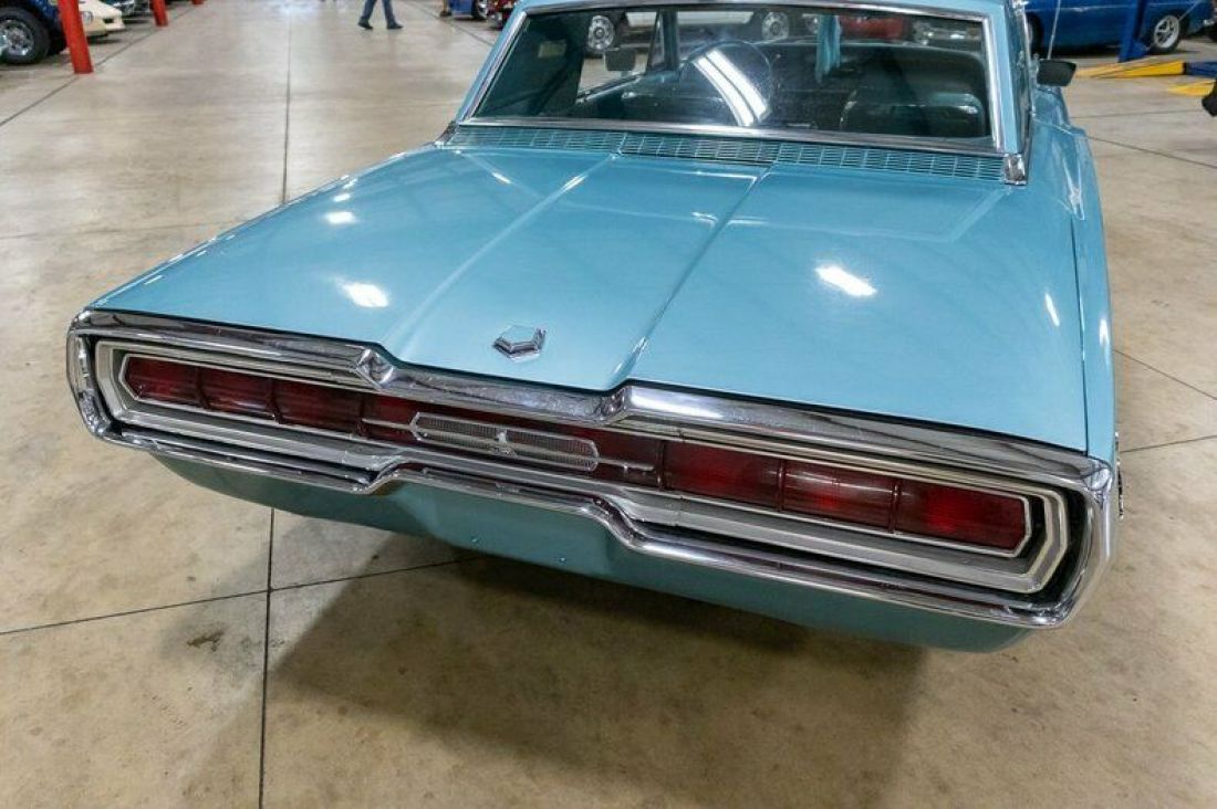 1966 Ford Thunderbird - photo 11