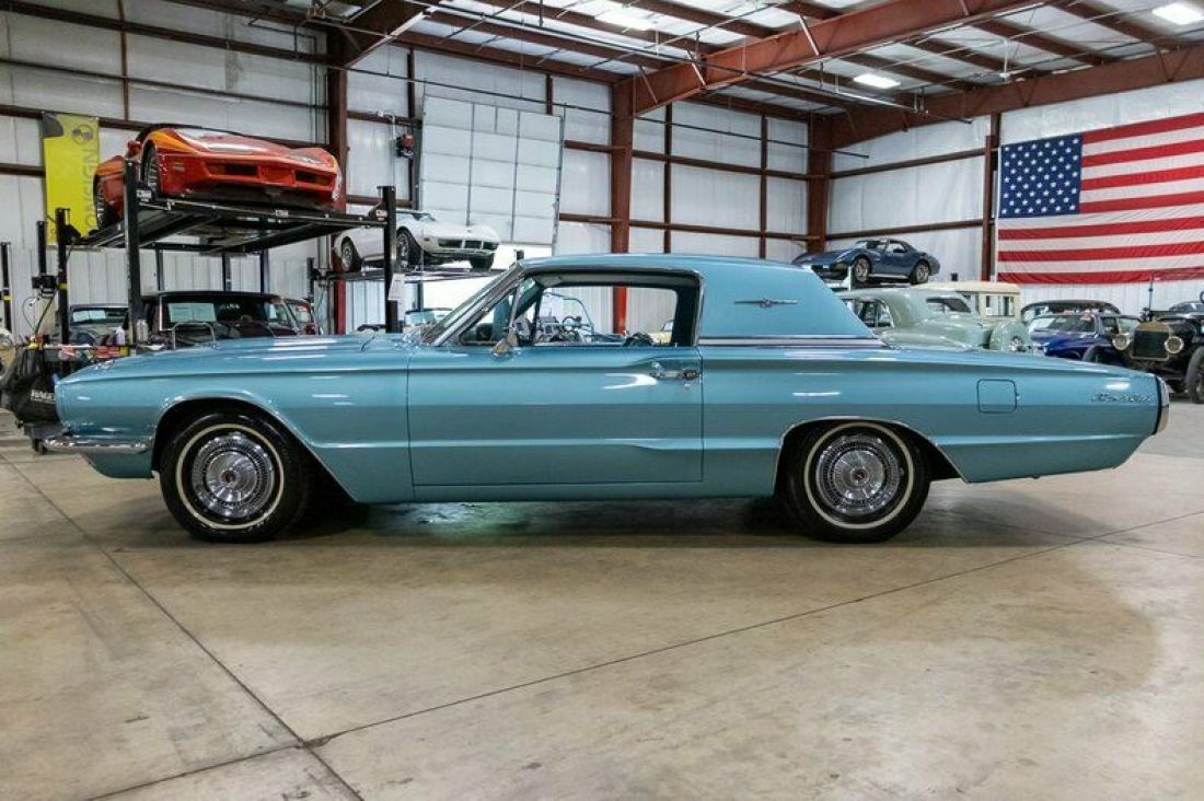 1966 Ford Thunderbird - photo 2