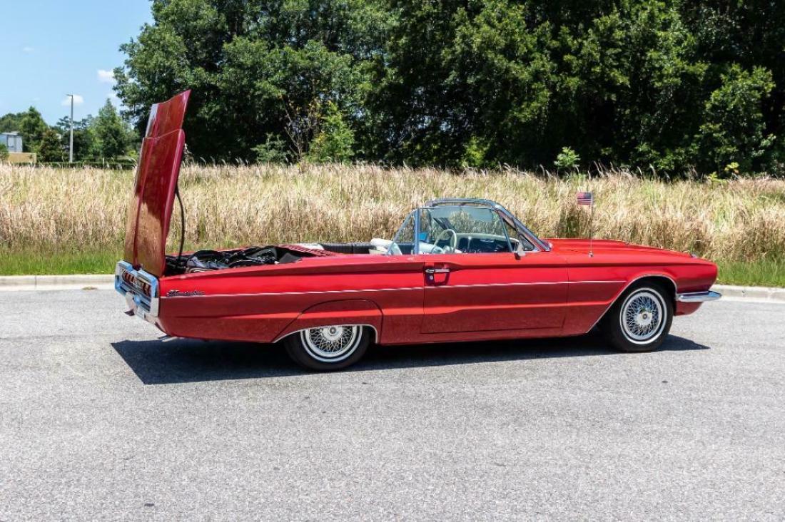 1966 Ford Thunderbird Convertible - photo 11