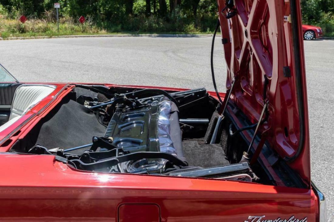 1966 Ford Thunderbird Convertible - photo 12