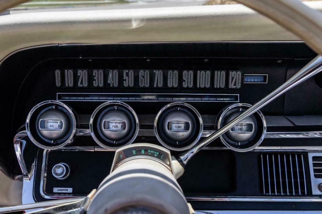 1966 Ford Thunderbird Convertible - photo 13