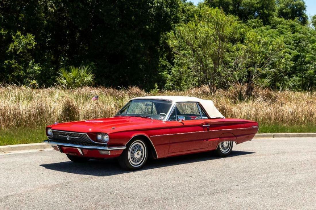 1966 Ford Thunderbird Convertible - photo 2