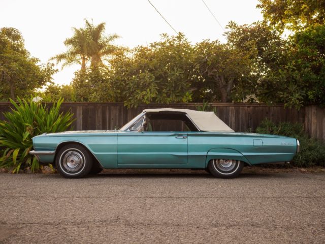 1966 Ford Thunderbird - photo 2