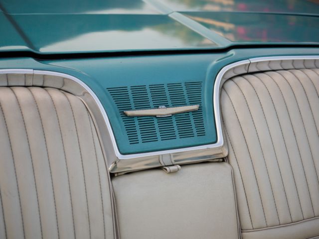 1966 Ford Thunderbird - photo 6