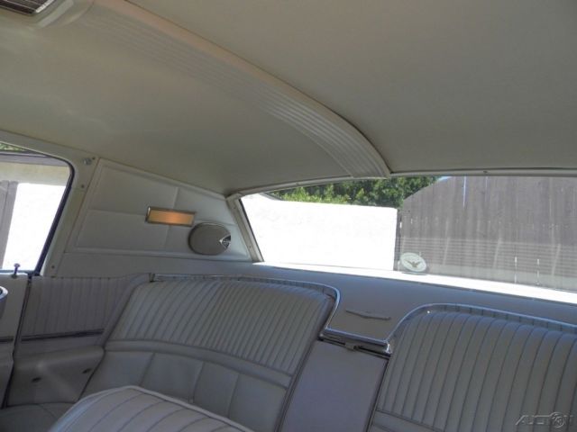 1966 Ford Thunderbird - photo 8