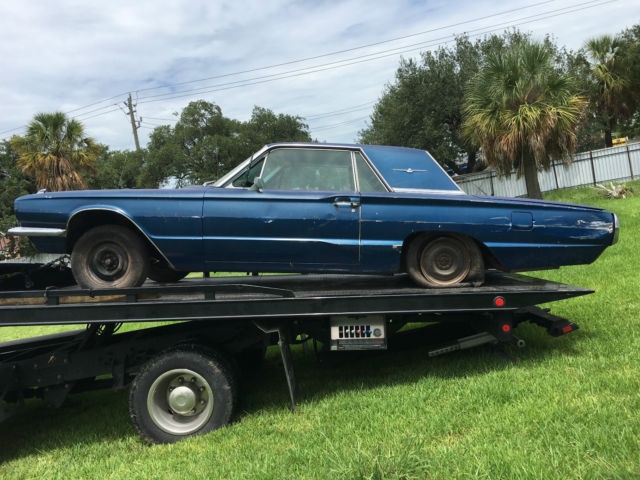 1966 Ford Thunderbird hard top - photo 5