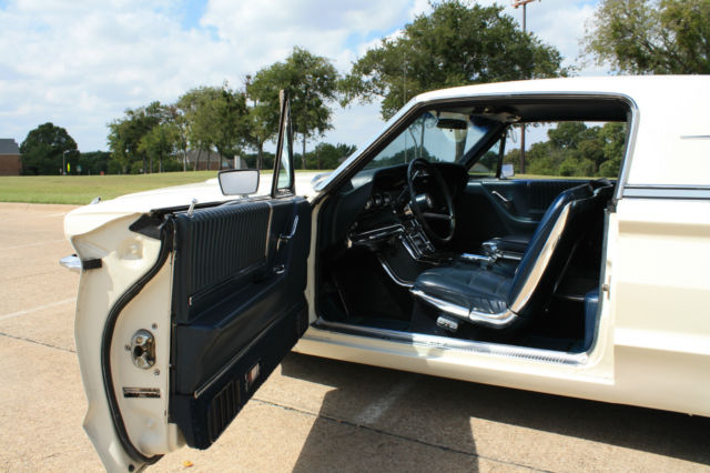 1966 Ford Thunderbird Coupe - photo 9
