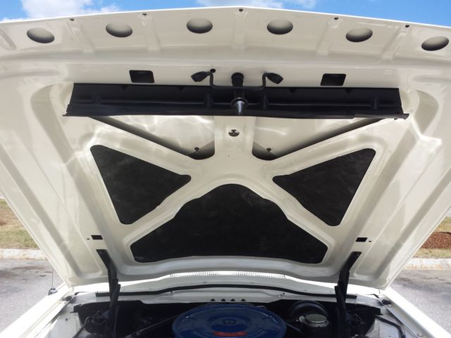 1966 Ford Thunderbird 2-Door Town Hardtop - photo 11