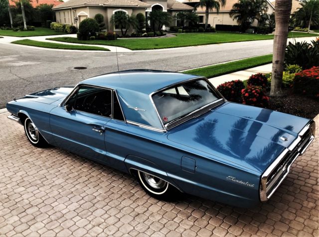 1966 Ford Thunderbird Hardtop - photo 7