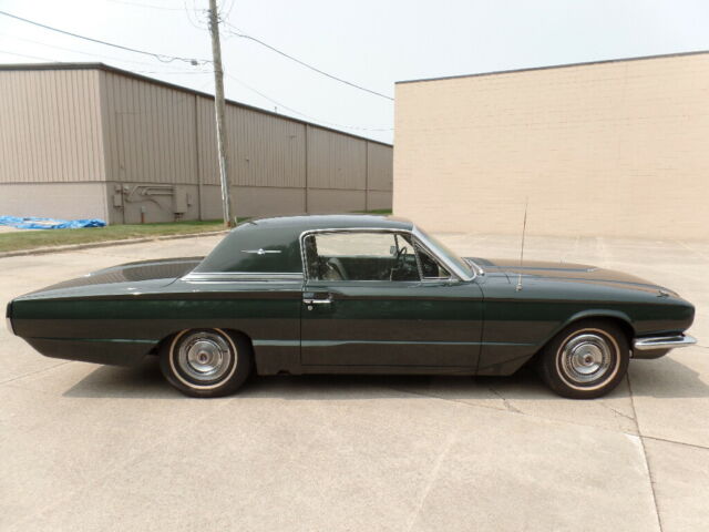 1966 Ford Thunderbird - photo 6