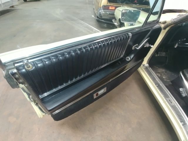 1966 Ford Thunderbird 428 CONVERTIBLE - photo 4