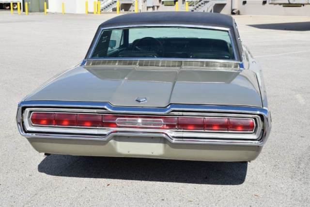 1966 Ford Thunderbird Landau - photo 11