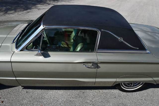 1966 Ford Thunderbird Landau - photo 12