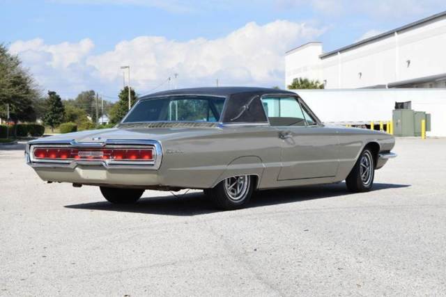 1966 Ford Thunderbird Landau - photo 3