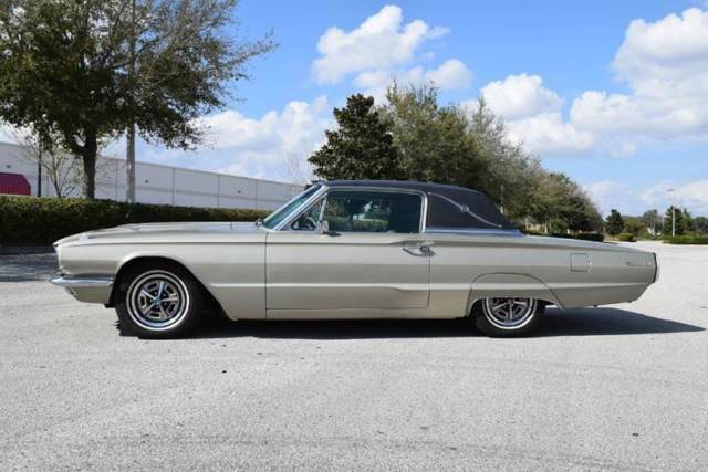 1966 Ford Thunderbird Landau - photo 8