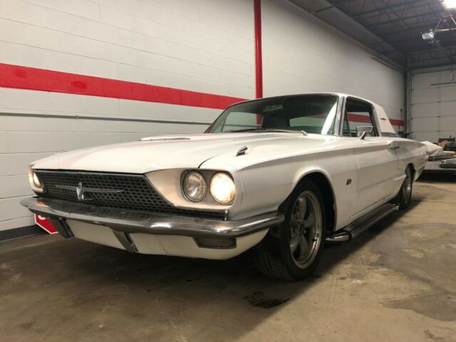 1966 Ford Thunderbird *Restomod* 1966 Ford Thunderbird