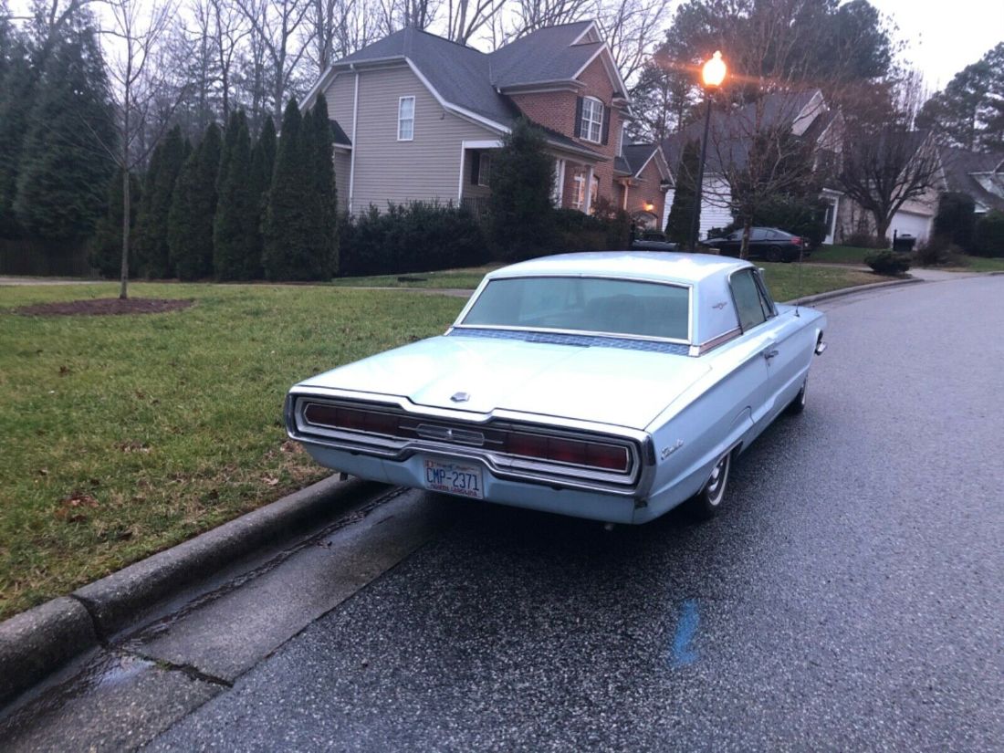 1966 Ford Thunderbird Rust free all original 79,000 miles - photo 3