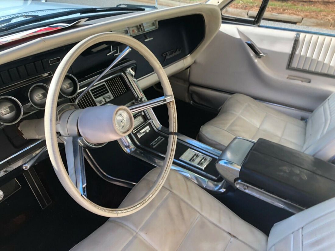 1966 Ford Thunderbird Rust free all original 79,000 miles - photo 4