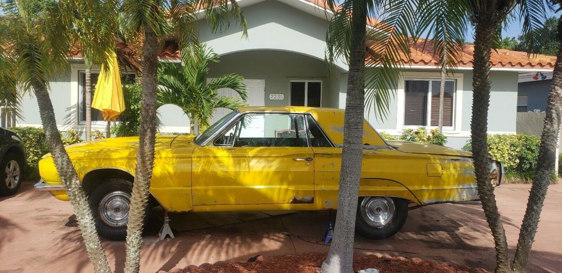 1966 Ford Thunderbird Sedan Yellow RWD Automatic 1966 Ford Thunderbird