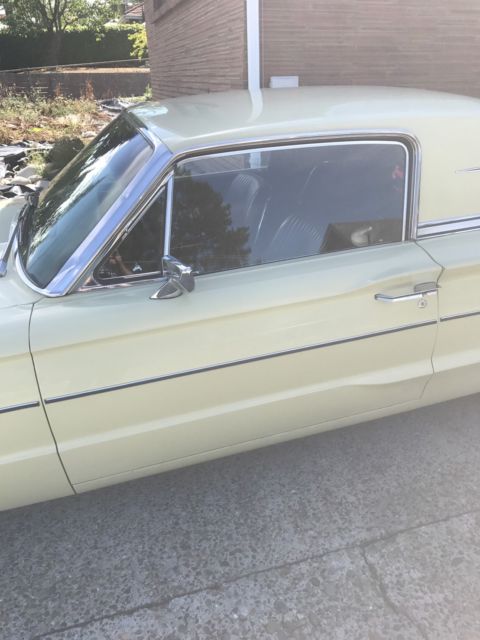1966 Ford Thunderbird Town Coupe - photo 4