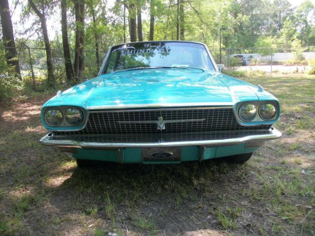 1966 Ford Thunderbird Town Landau - photo 11