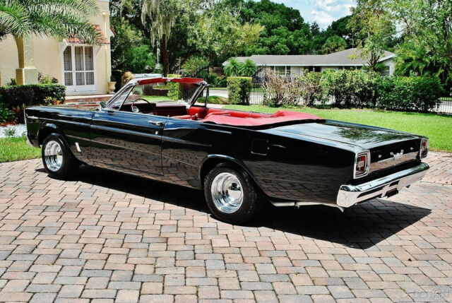 1966 Ford Galaxie 500XL Convertible 390 V8 4-Speed - photo 13