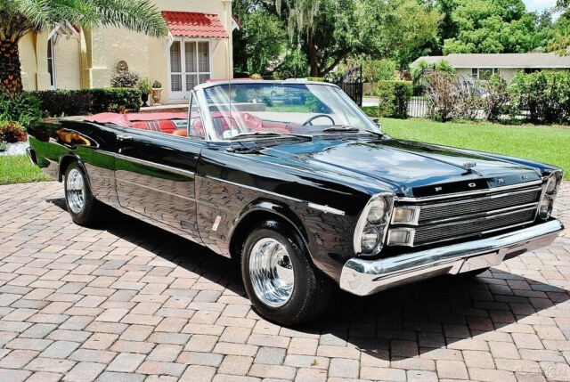 1966 Ford Galaxie 500XL Convertible 390 V8 4-Speed - photo 3