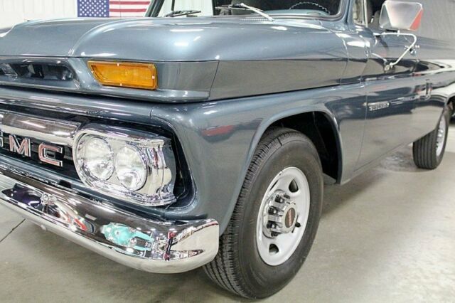 1966 GMC Suburban -- - photo 10