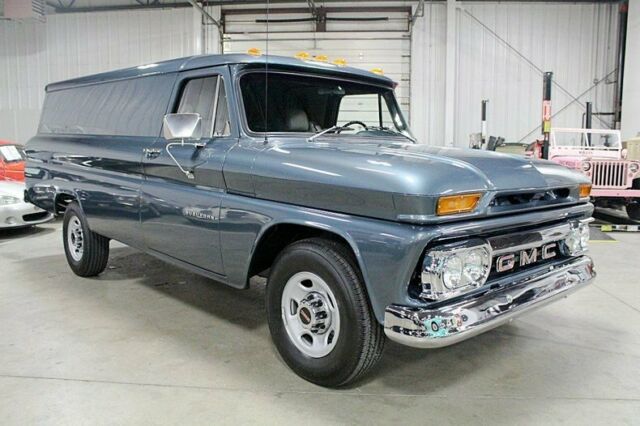 1966 GMC Suburban -- - photo 8