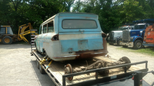 1966 GMC Suburban - photo 5