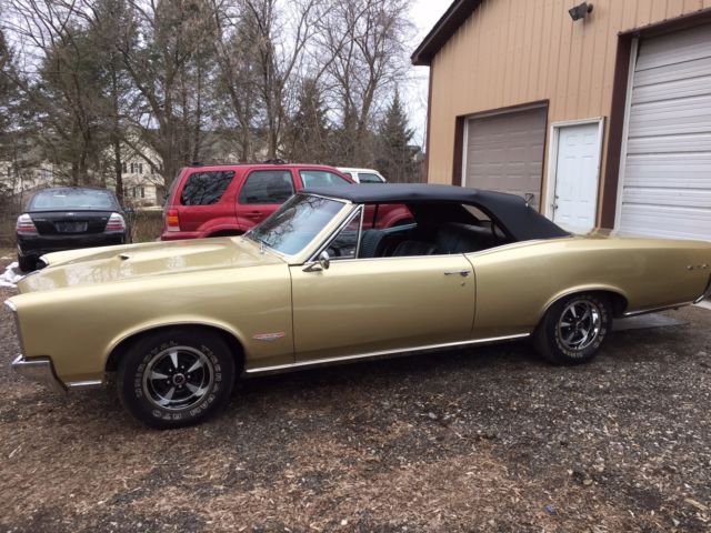 1966 GTO convertible 1966 Pontiac GTO