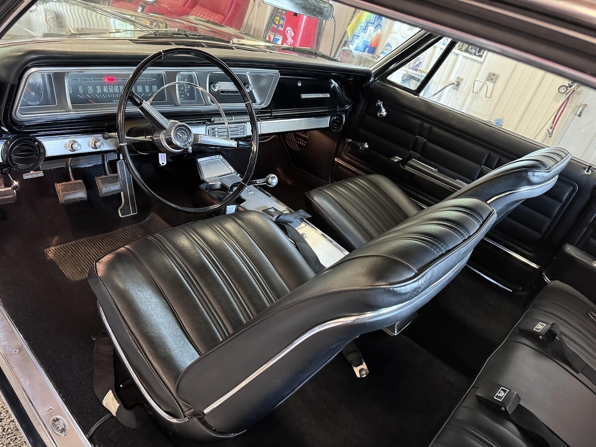 1966 CHEVROLET SS IMPALA SS 396 4SPD 12 BOLT AC TACH BUCKETS - photo 3