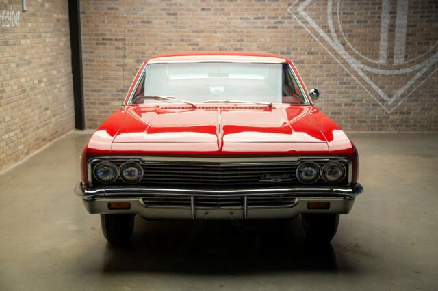 1966 Chevrolet Impala - photo 3