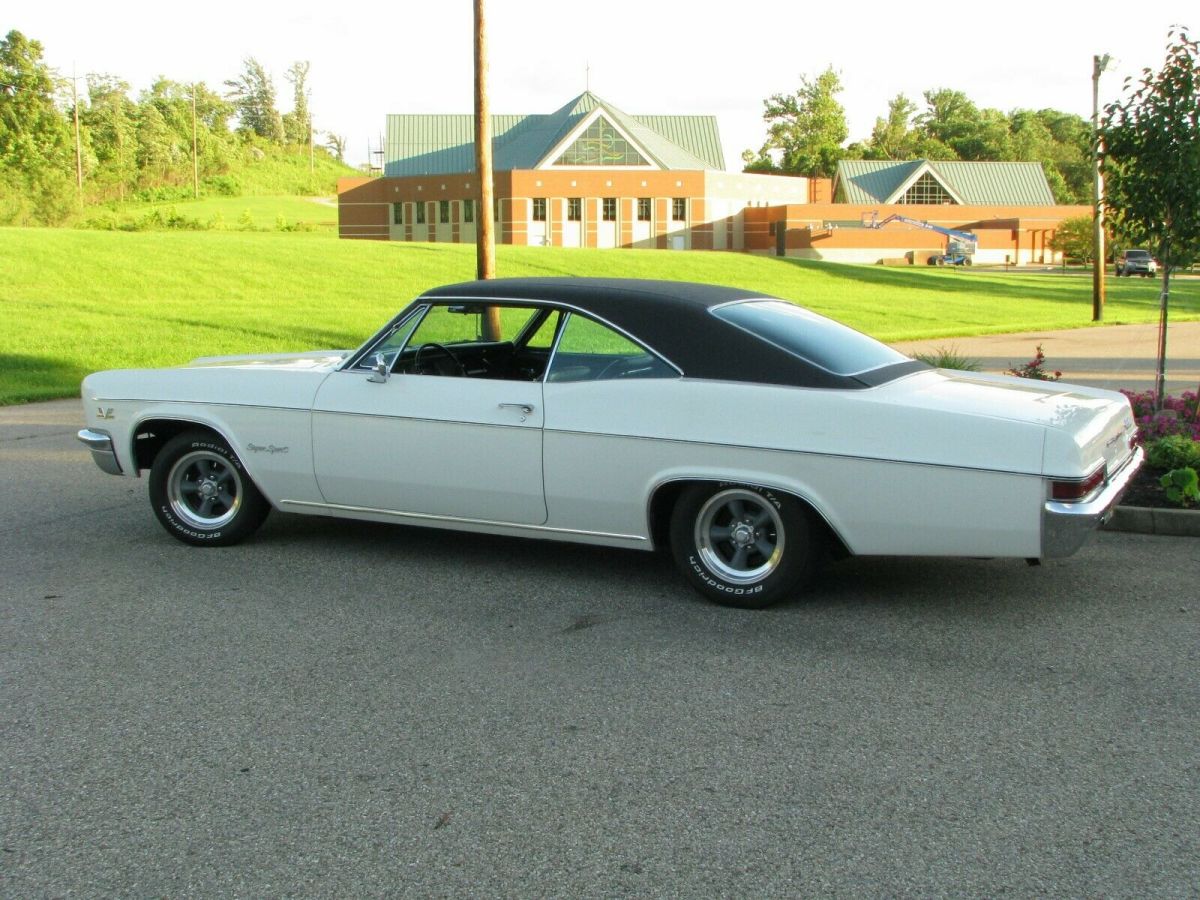 1966 Impala SS 427 Super Sport Original SS Big Block M21 4 Speed 12 Bolt Rear 1966 Chevrolet Impala SS
