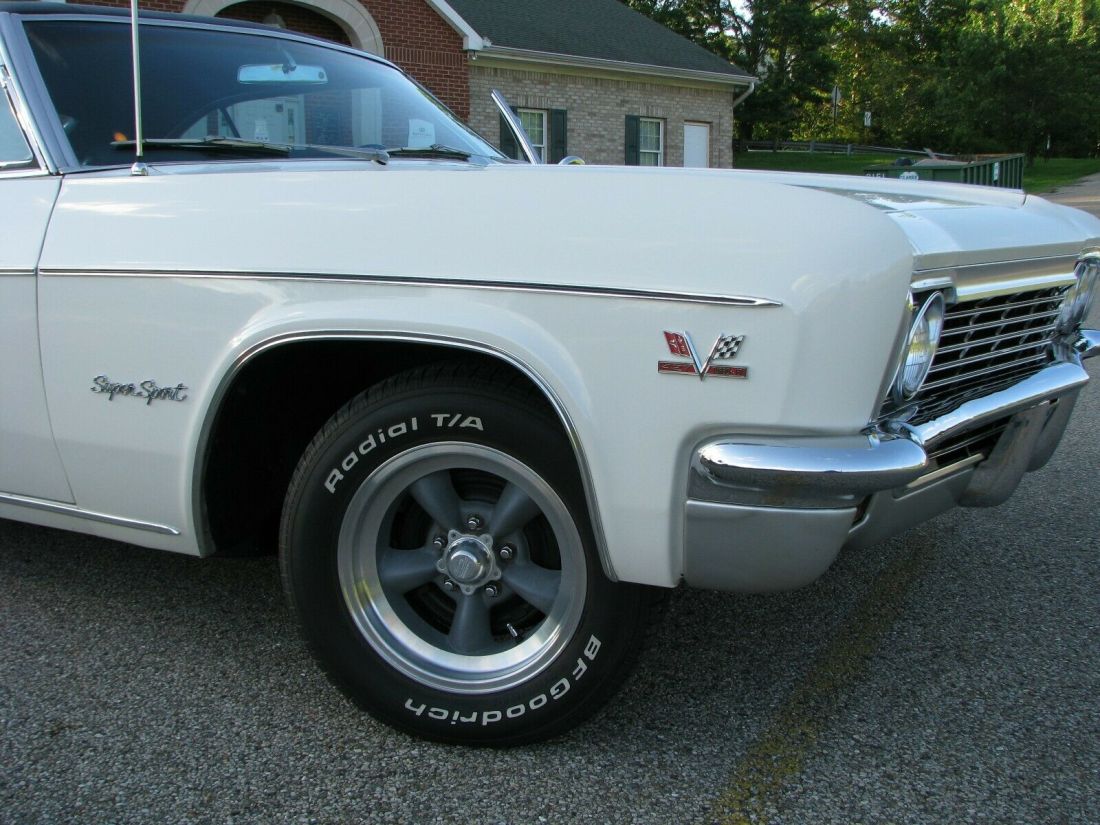 1966 Chevrolet Impala SS - photo 11