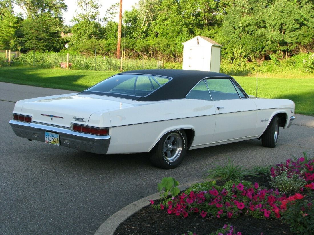 1966 Chevrolet Impala SS - photo 13