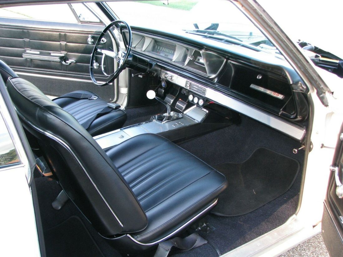 1966 Chevrolet Impala SS - photo 9