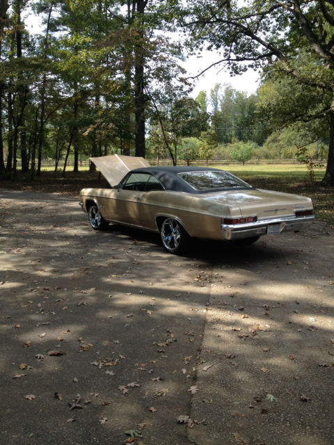 1966 Chevrolet Impala SS - photo 3