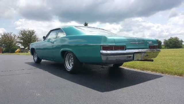 1966 Chevrolet Impala - photo 3