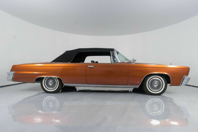 1966 Chrysler Imperial Convertible - photo 11