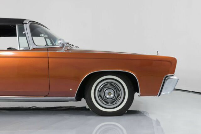 1966 Chrysler Imperial Convertible - photo 12